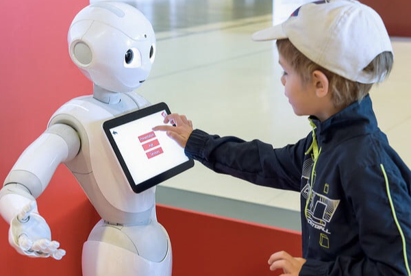 教育机器人.png 教育机器人.png