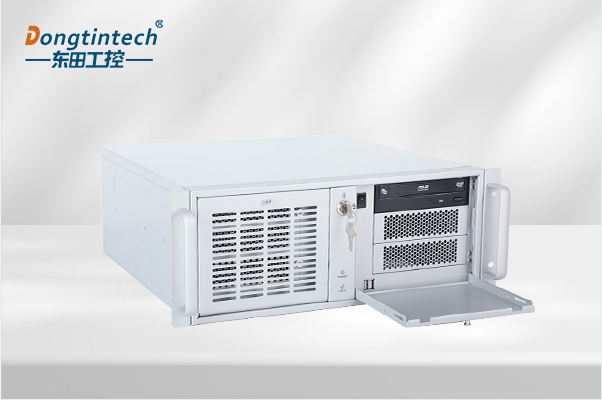 FUN884U上架式工控机.png FUN884U上架式工控机.png